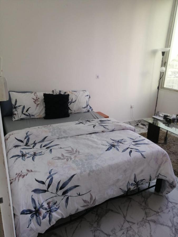 Tanih Place Abu Dhabi Bagian luar foto