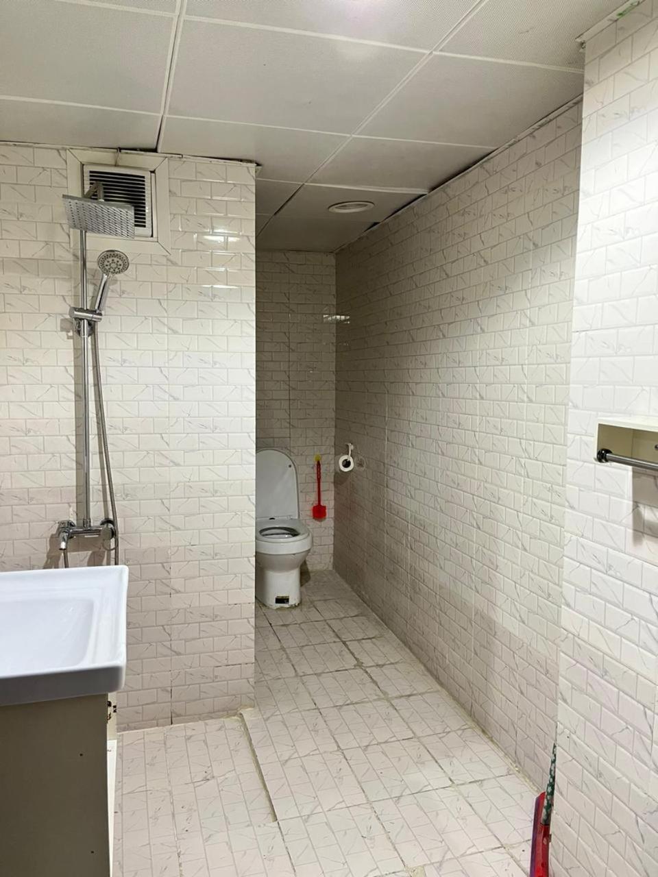 Tanih Place Abu Dhabi Bagian luar foto